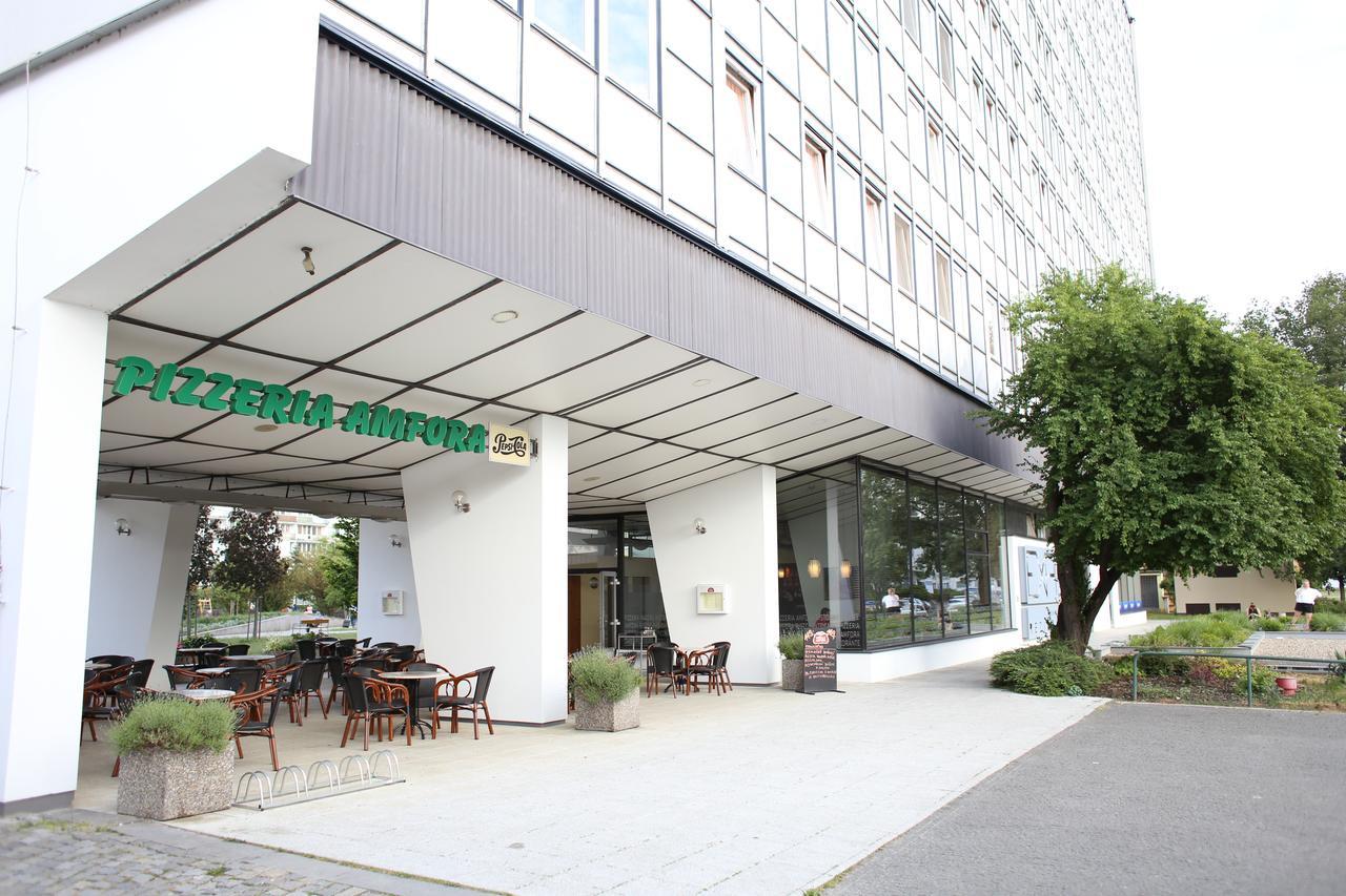 Golden Family Apartments ปราก ภายนอก รูปภาพ